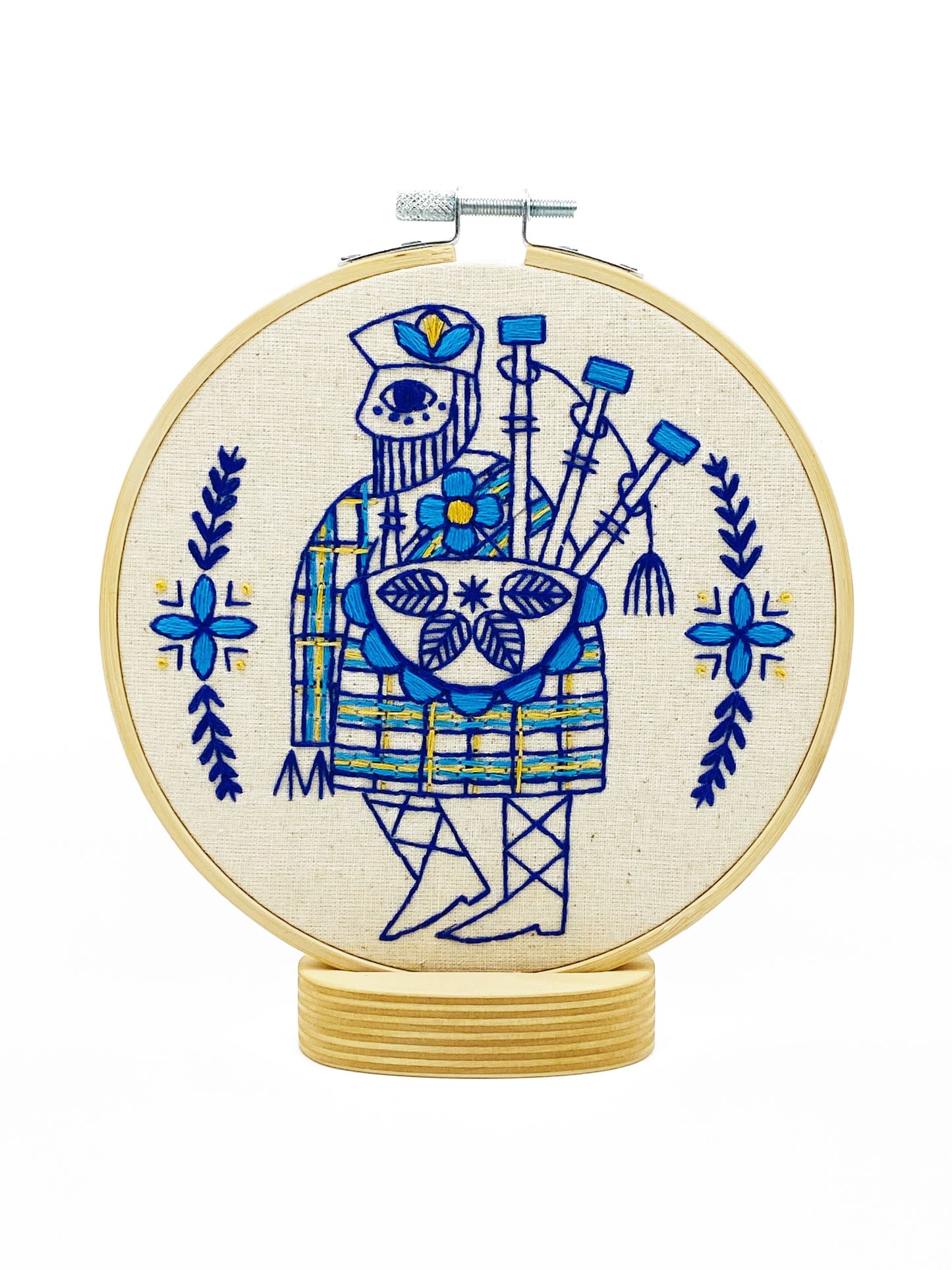 Bagpiper Piping Complete Embroidery Kit