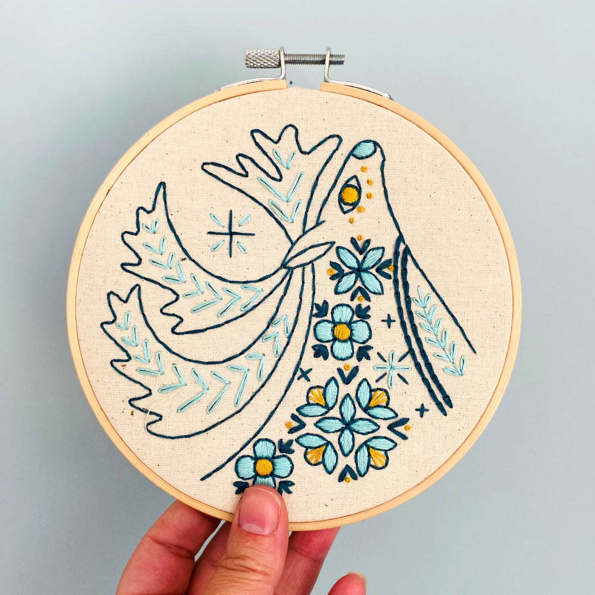 Folk Caribou Embroidery PDF Download - English and French