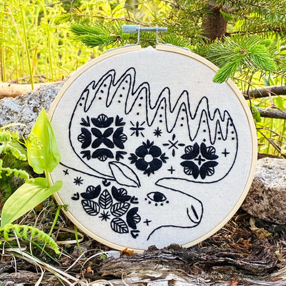 Folk Moose Embroidery PDF Download - English and French